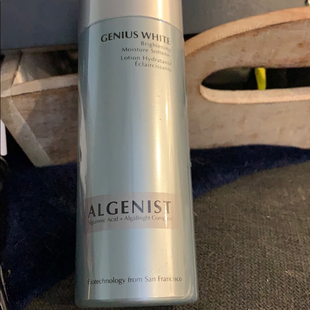 Algenist Genius White moisture softener 150ml